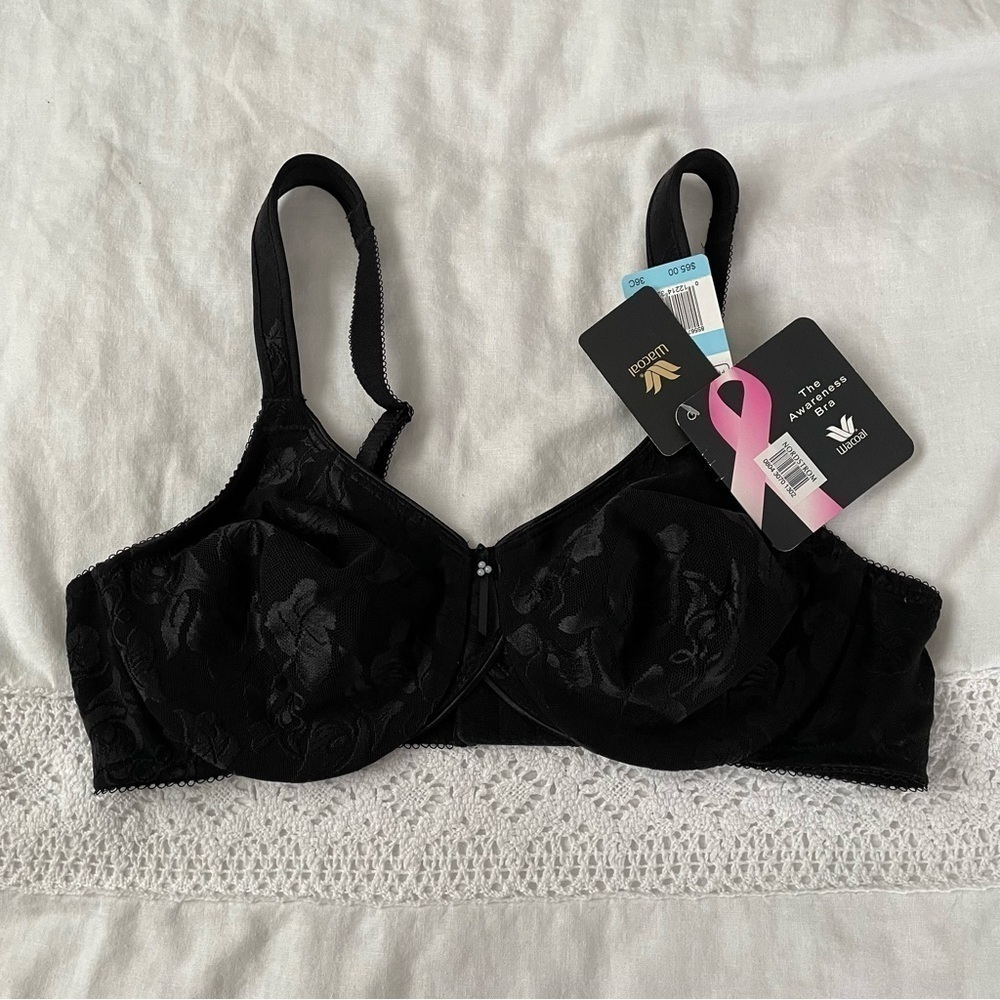NEW with tag Wacoal 36C Awareness Underwire Bra in Black
